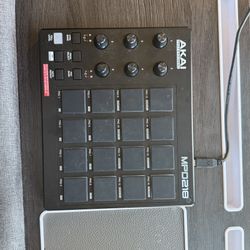 Akai Professional Mpd218