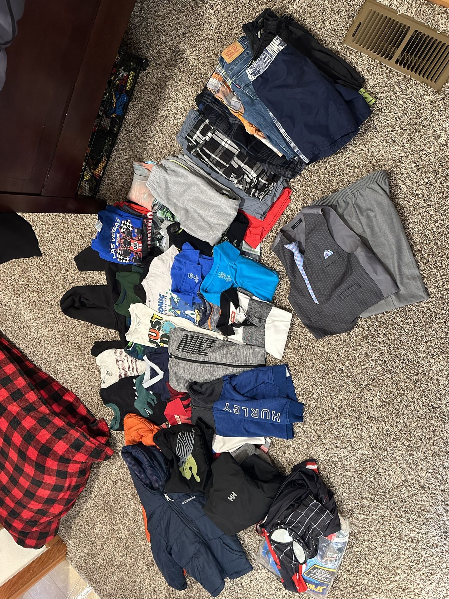 Boys 7-8 S/M Clothes