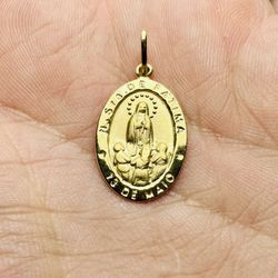 18K Gold Our Lady of Fatima Pendant – 1.42g