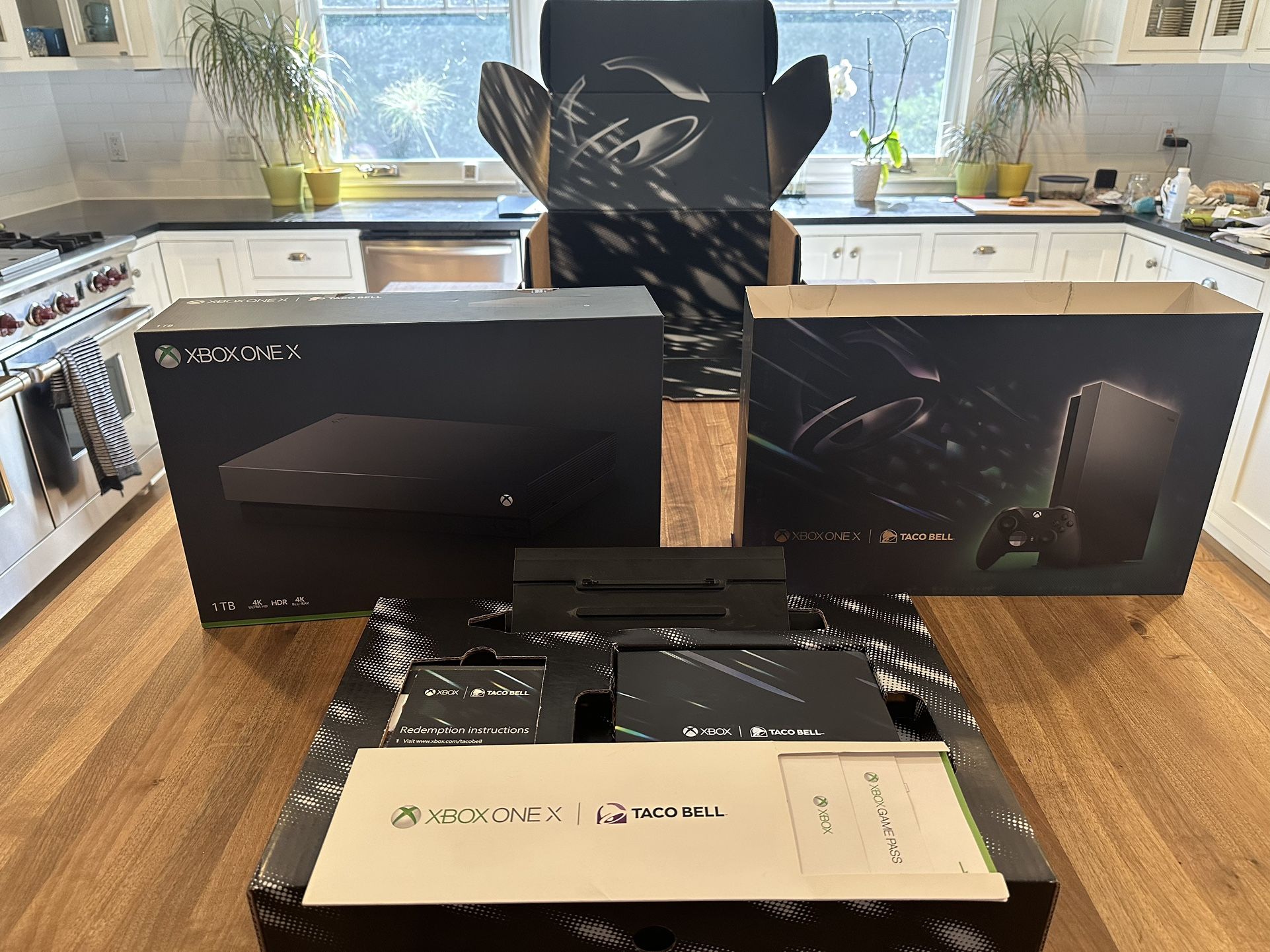 Xbox One X Eclipse Limited Edition Taco Bell Bundle