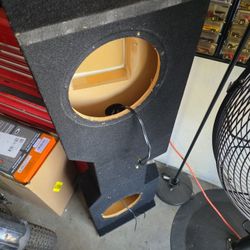 2017 Silverado Speaker Box