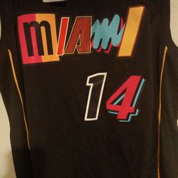 Tyler Herro Miami Heat Basketball Jersey XL 