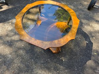 Cocktail table