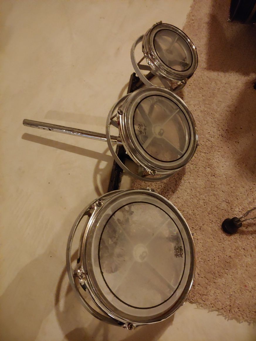 REMO Roto toms