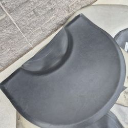 5 used professional Barber/Cosmotoligist Matts