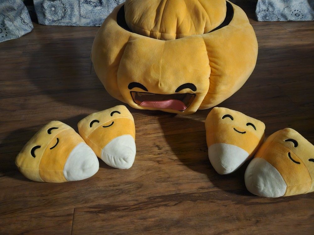 Exclusive Sold Out Youtooz Pumpkin Plush (2020)