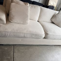 Sofa Couch Macys (Free Delivery)🚚 