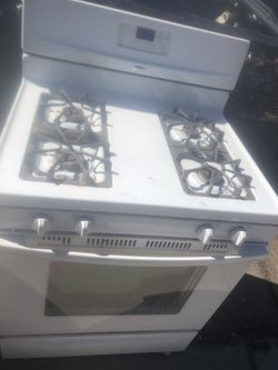 Gas stove