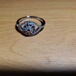Beautyfull Silver Ring Size 9