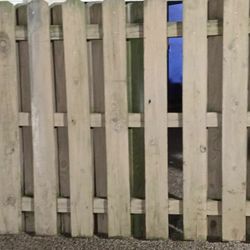5 Ft Shawdowbox Fence Sections 