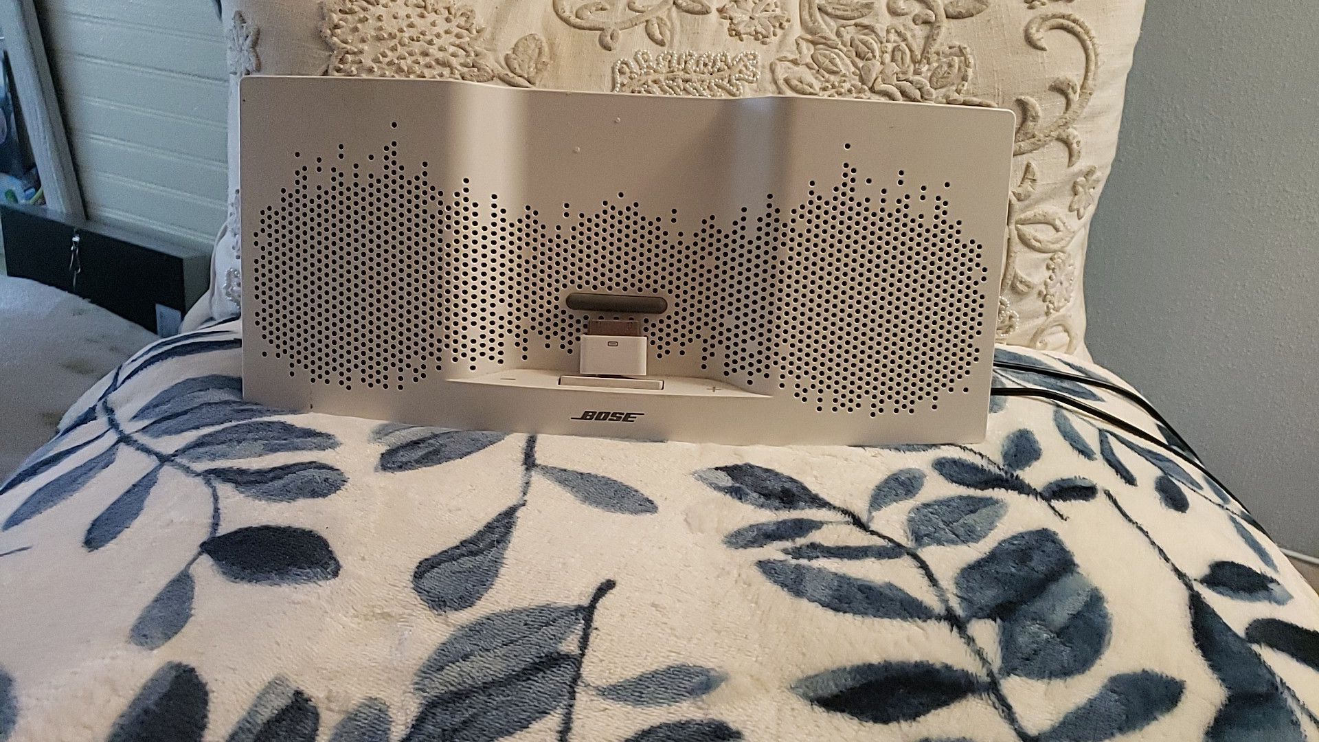 Bose I-pod SoundDock XT Speaker