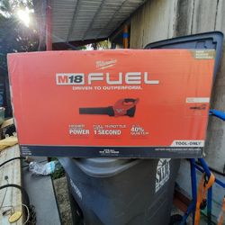 Milwaukee  M-18 Blower 