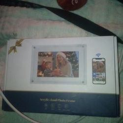 Acrylic Cloud Photo Frame 