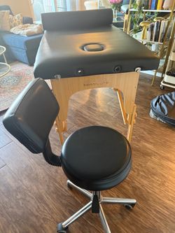 Saloniture Portable Massage Table with Stool