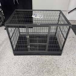 Heavy duty dog crate **LIKE NEW**