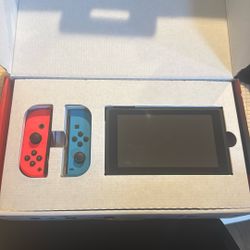 Nintendo Switch V2 32gb 