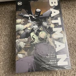 Batman By Snyder & Capullo Omnibus Vol 1