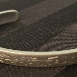 Vtg.  Pewter Floral & Swirl Design Cuff Bracelet Pre-owned