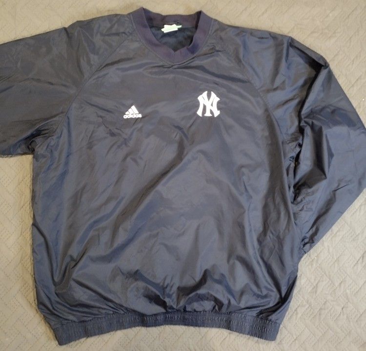 XL Adidas New York Yankees Sweater / Windbreaker