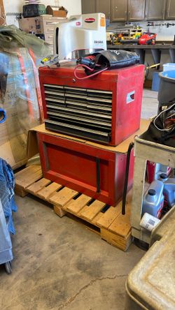 TOOL BOX