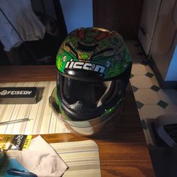 Motorcycle Helmet Leprechaun