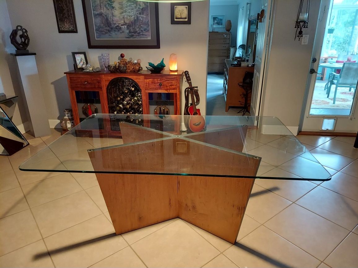 Glass Table for Sale in Orlando, FL OfferUp