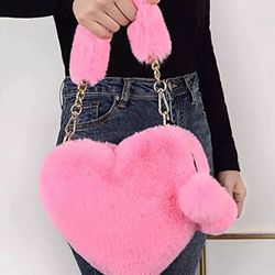 Fluffy Heart Purse