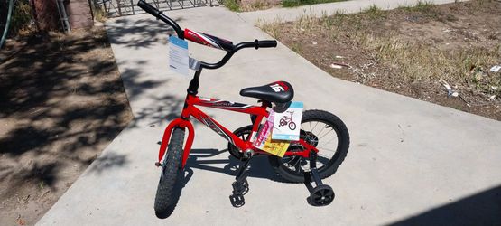 BICICLETA PARA NIÑO LA RUEDA ES 16"