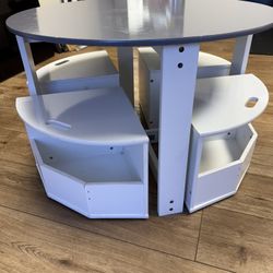 Round Table With Tuck Away Chairs