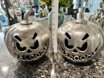 Halloween Decor