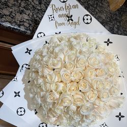 100 Rose bouquets 