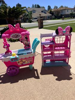 Minnie Mouse Play Set Lot of 2