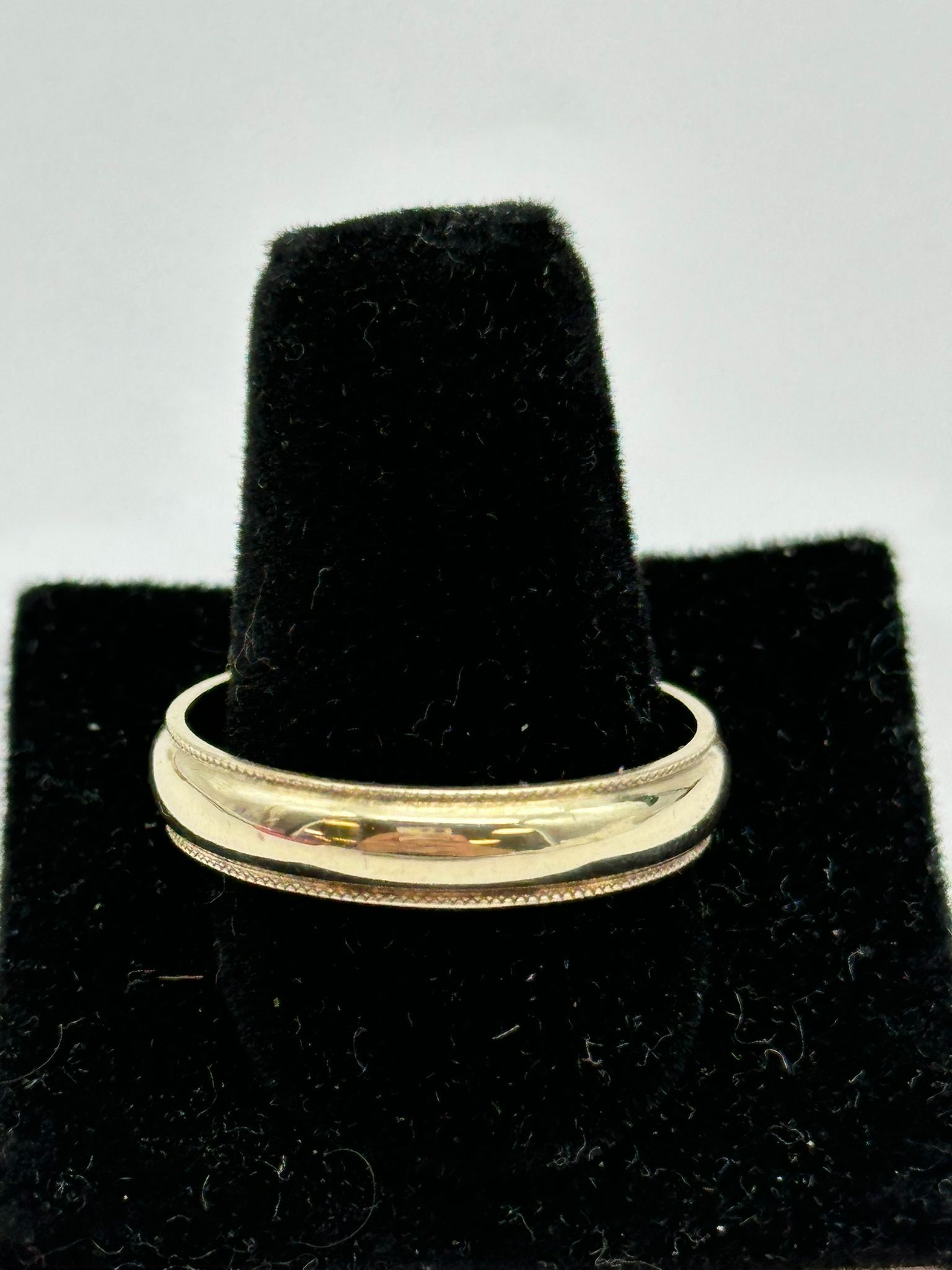 Gold wedding band #30108