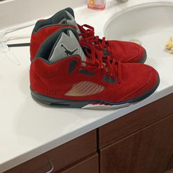Jordan retro 5 raging bull red size 17