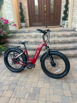 Aventon Aventure E-Bike , Bike