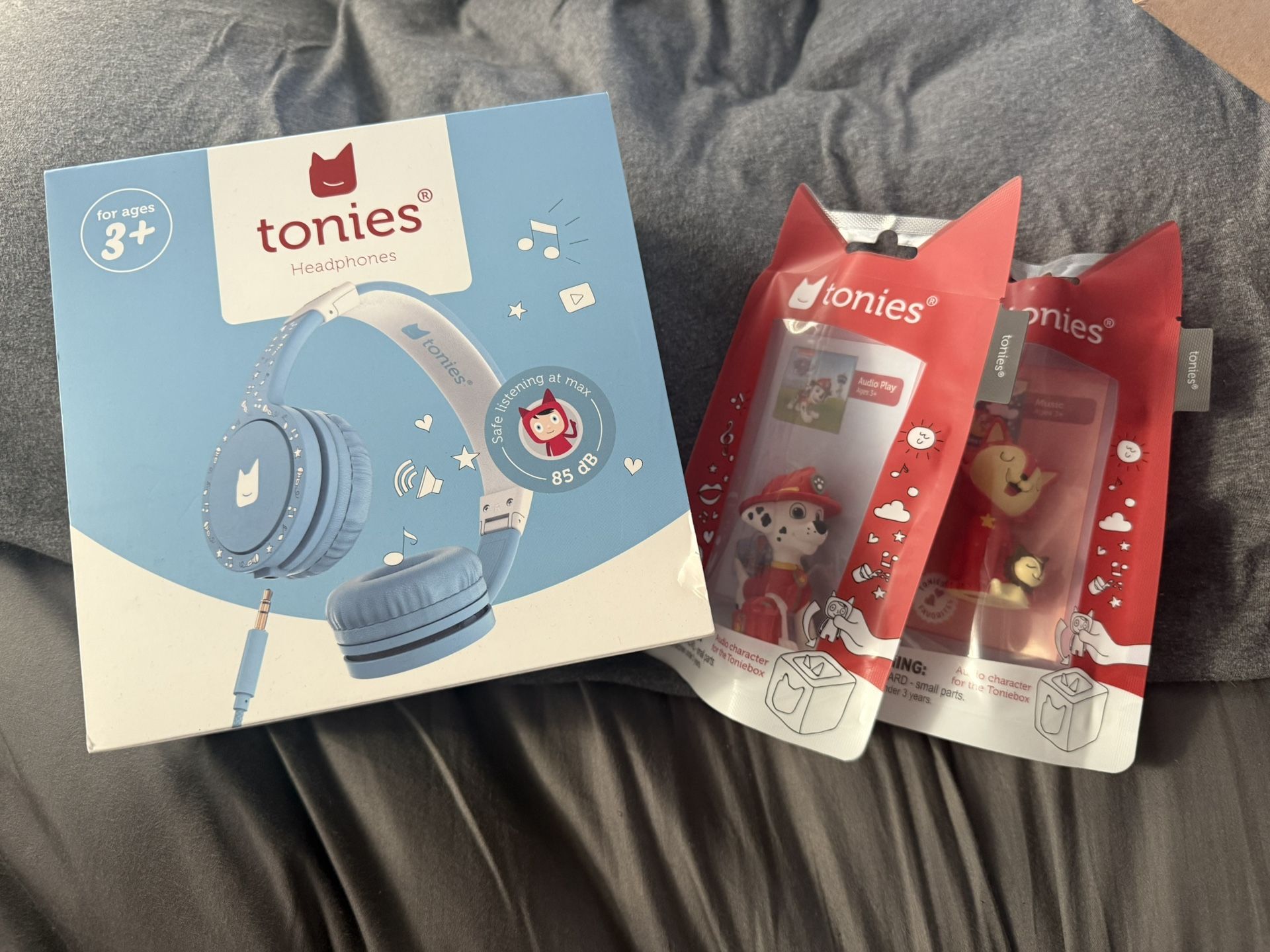 Tonies BUNDLE Headphones Blue And 2 Tonies Paw Patrol And Bedtime Songs