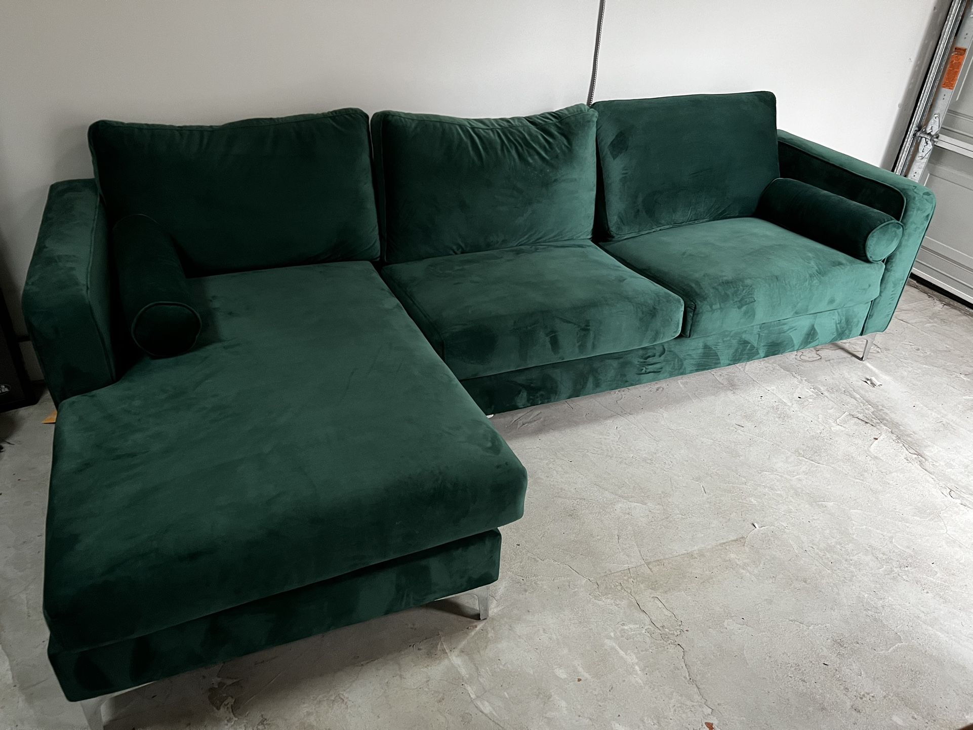 Vintage Style Green Velvet Couch - Hardly Used - Sunbeam Vintage