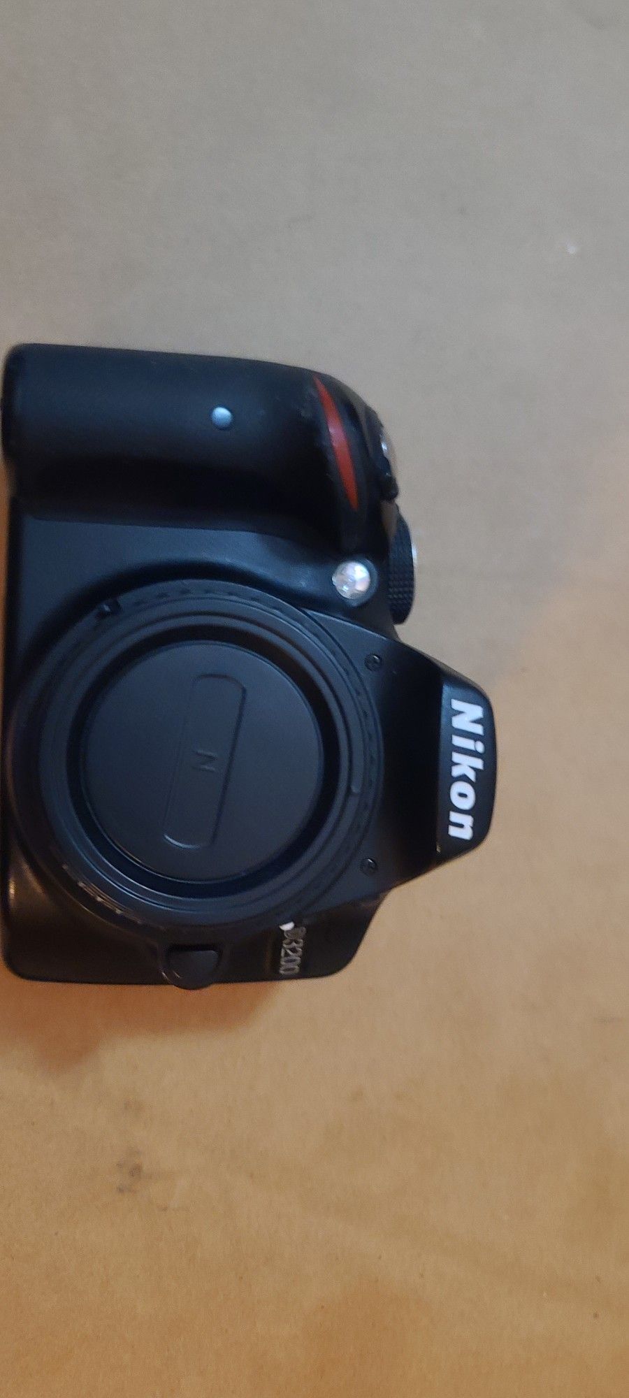 Nikon D3200 Body Only, 2 Battery's, Charger