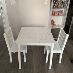 Kids Craft Table And 2 Chairs