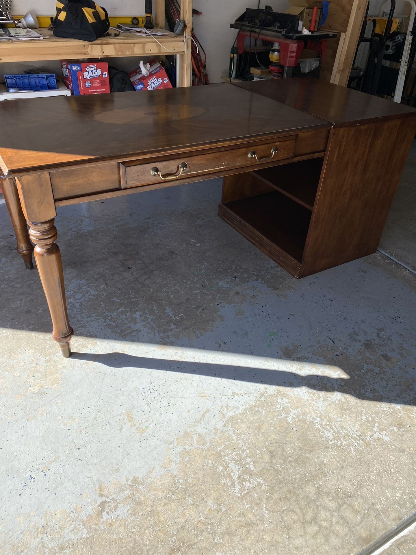 Office Desk/BookShelf (Heavy)