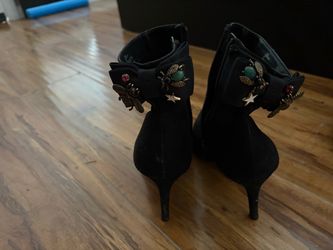 Betsy Johnson Black Suede Ankle Boots