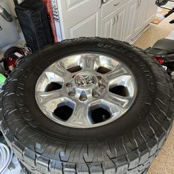 Ram 2500 18inch OEM Wheels W/ Toyo OC A/T