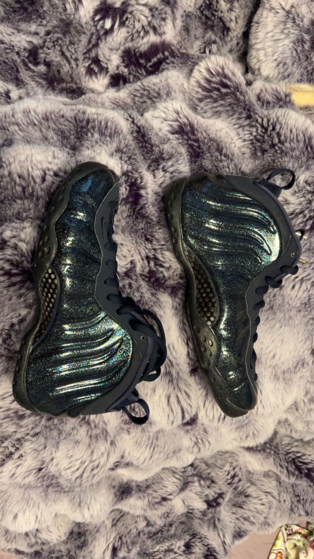 FOAMPOSITE ONE OBSIDIAN "GLITTER" 7 Men’s 8.5 Women