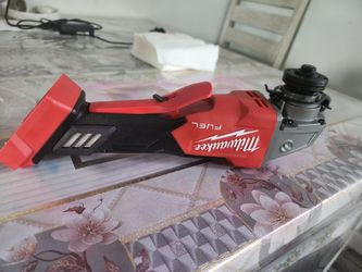 Milwaukee M18 Fuel Grinder #2880-20