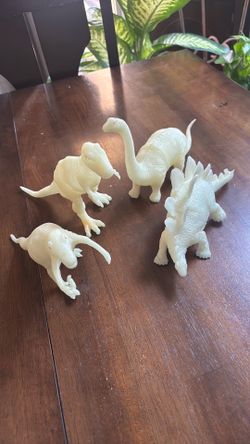 Glow in the dark dinosaurs
