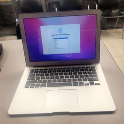 Apple Laptops 