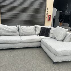 Sectional Couch 