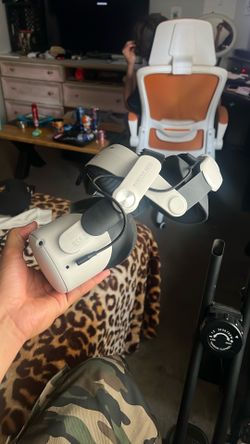 Oculus Quest 2 (Vr Only)