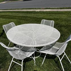 Outdoor Table & Chairs-metal 