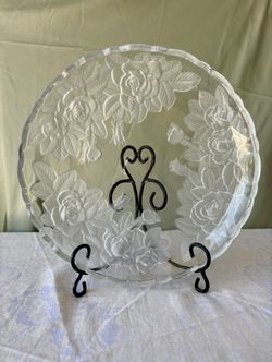 MIKASA Crystal Embossed Plate